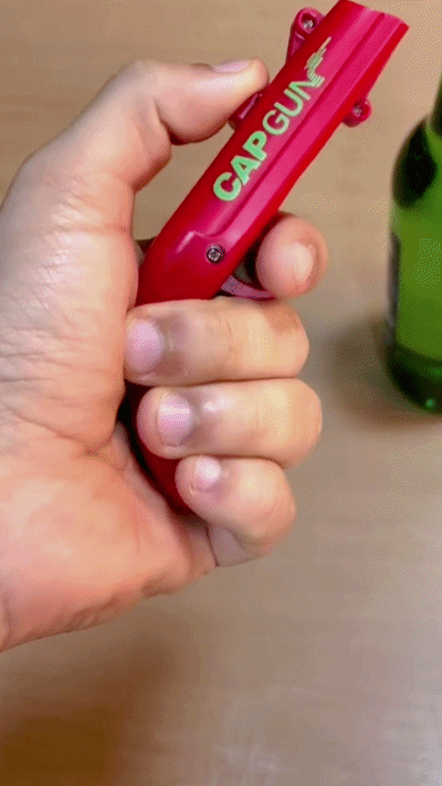 CapGun Flaschenöffner – Öffnet Flaschen in Sekunden